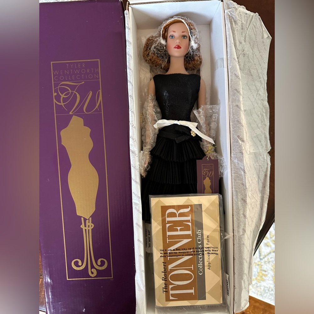 CHAMPAGNE & CAVIAR 16" VINYL TYLER WENTWORTH DOLL 2000 TONNER TW1105 NRFB LE2000